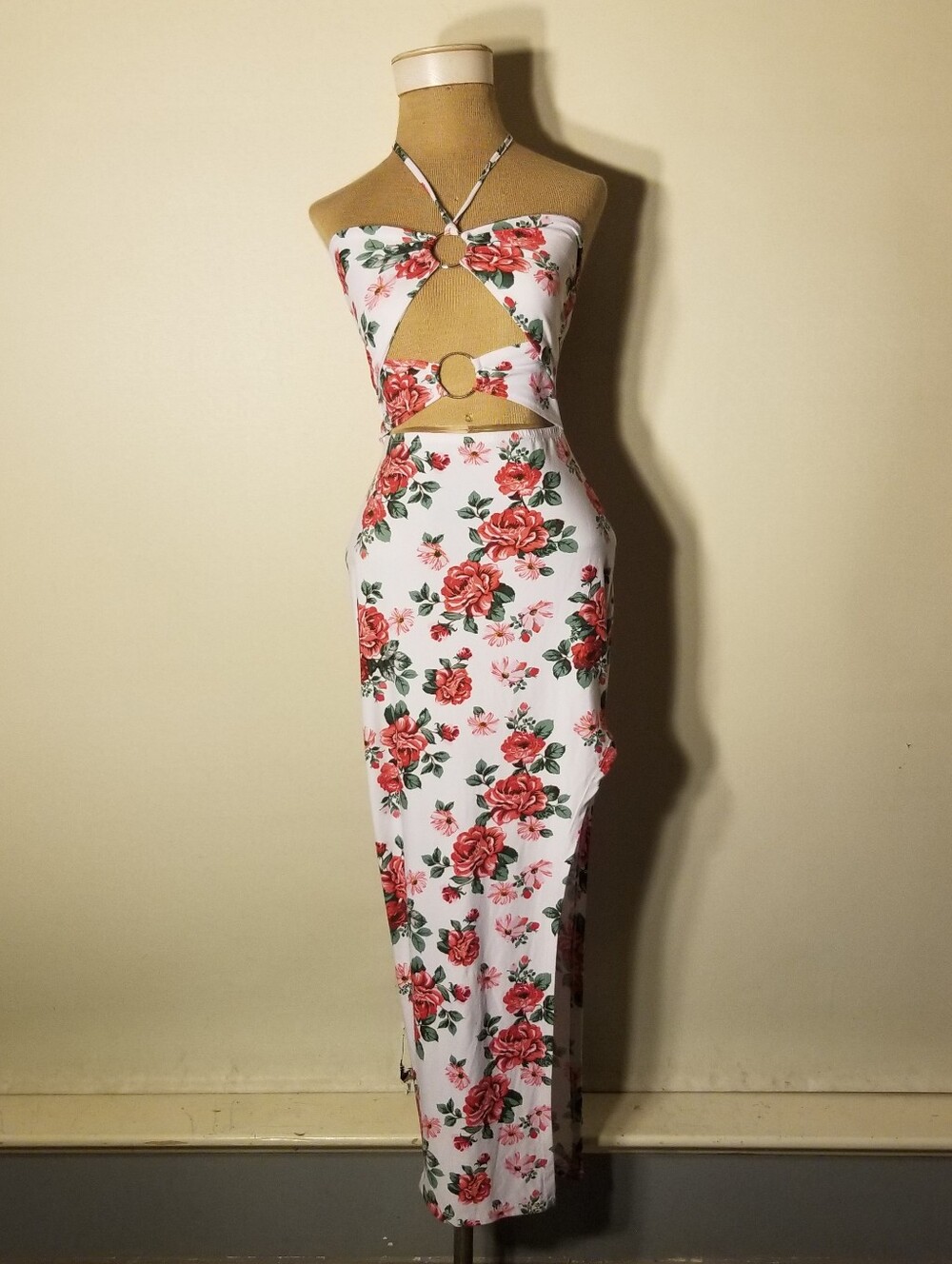 Unique Almost Famous Halter O Ring Floral Print Maxi Slit Dress Size Medium